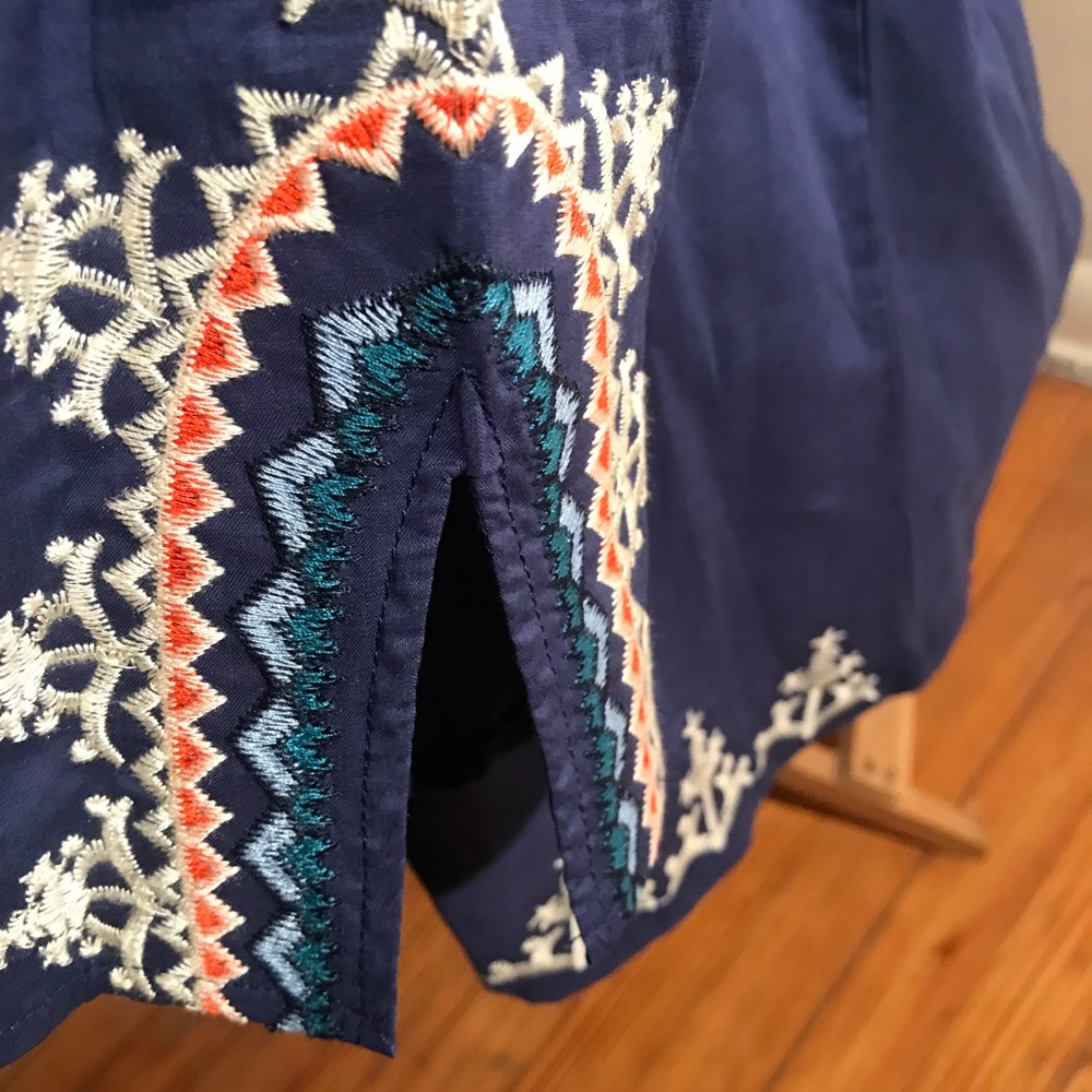 BOHO Peasant Top-One Size - Picture 7 of 9